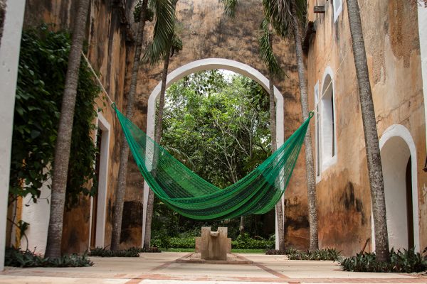 King Size Cotton Hammock in Jardin